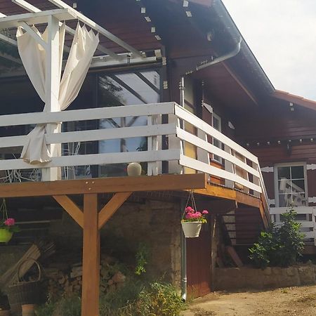Retournac Logement Independant Attenant A Une Maison Dans Grand Jardin מראה חיצוני תמונה