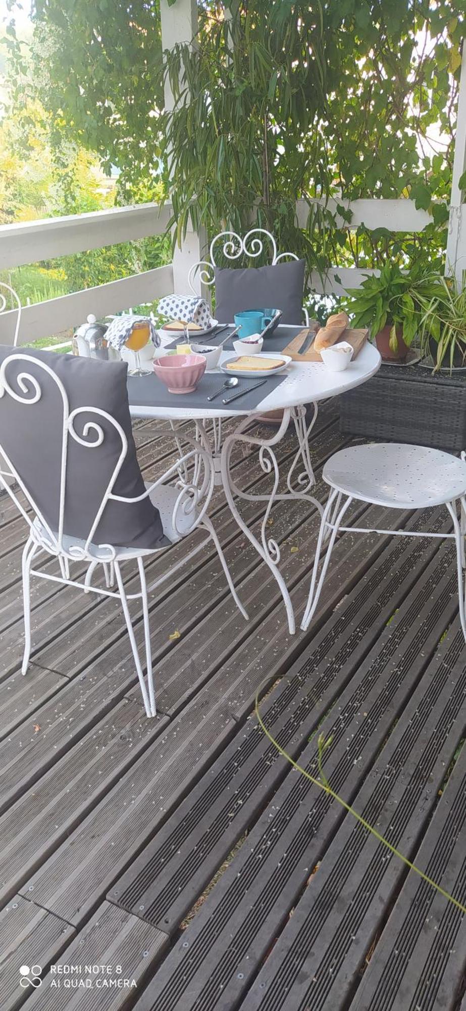 Retournac Logement Independant Attenant A Une Maison Dans Grand Jardin מראה חיצוני תמונה